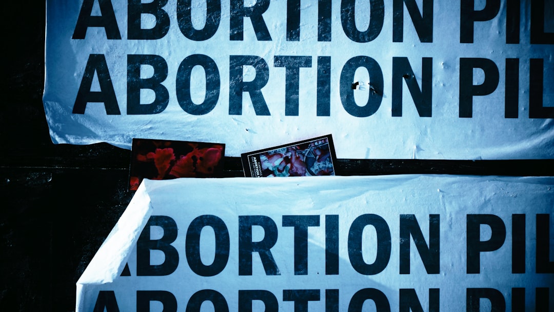 Florida's Abortion Amendment Falls Short Despite Majority Support (image credits: unsplash)