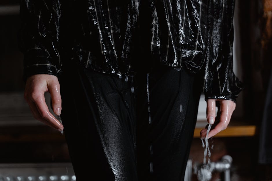 Fabric Matters: How Different Materials React to Sweat (image credits: pexels)