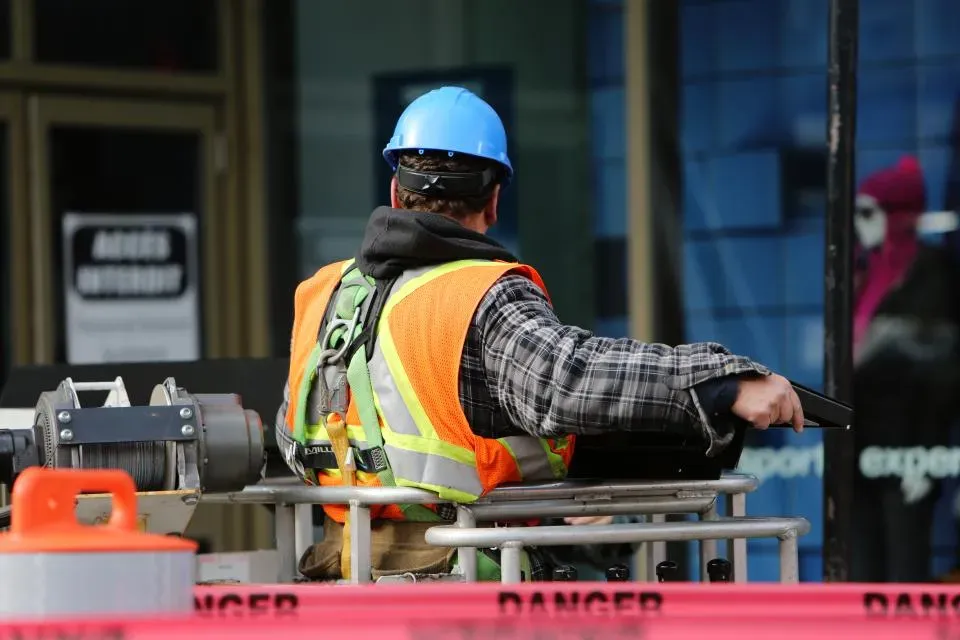 4. Zoning Laws Block New Development (Image Credits: Stocksnap)