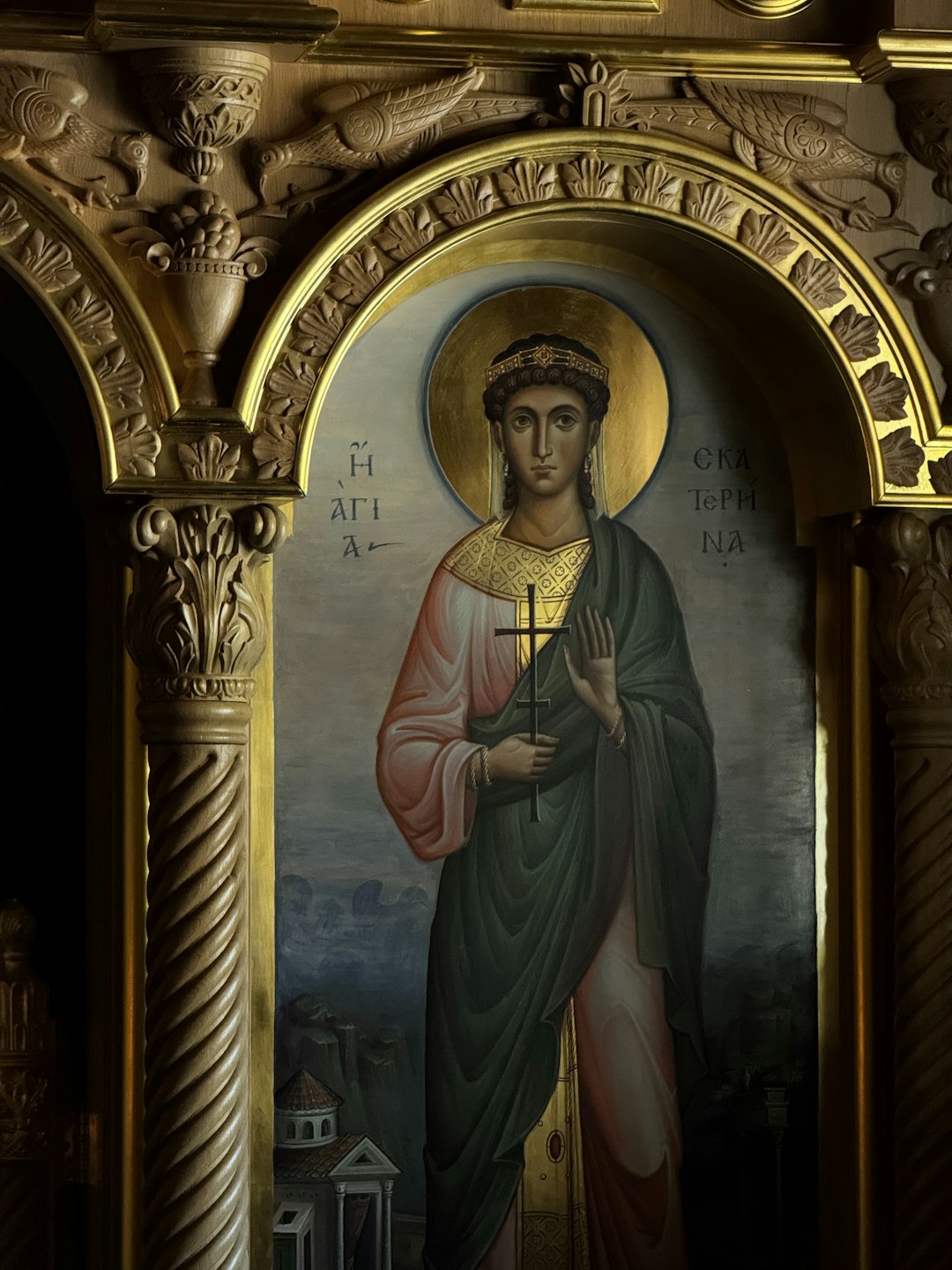 Junia: The Female Apostle Hidden in Plain Sight (image credits: unsplash)