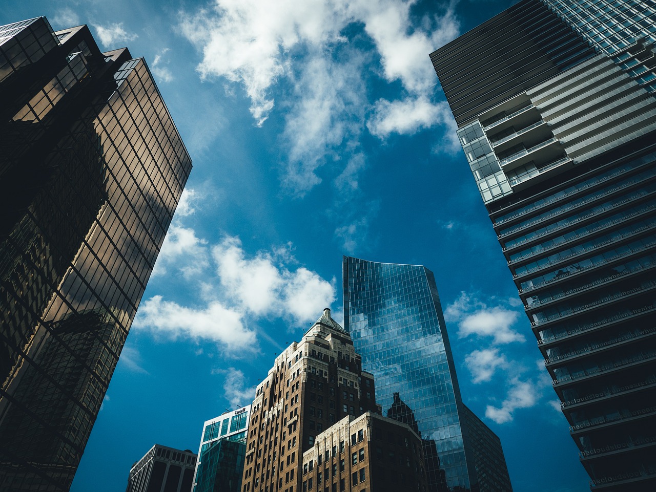Tourism: A Two-Way Street (image credits: pixabay)