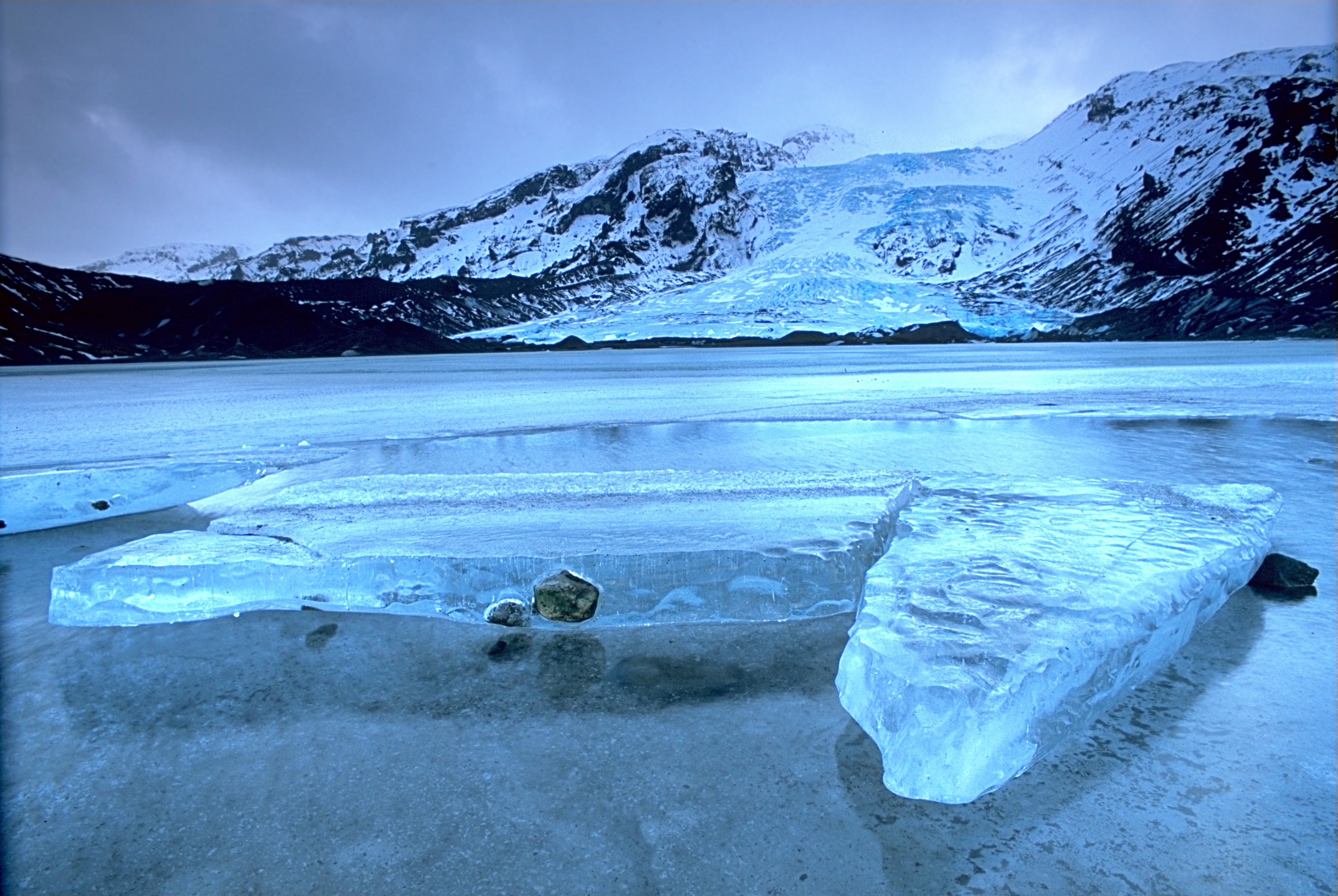 Iceland: Where Volcanic Activity Trumps Tornado Threats (image credits: wikimedia)