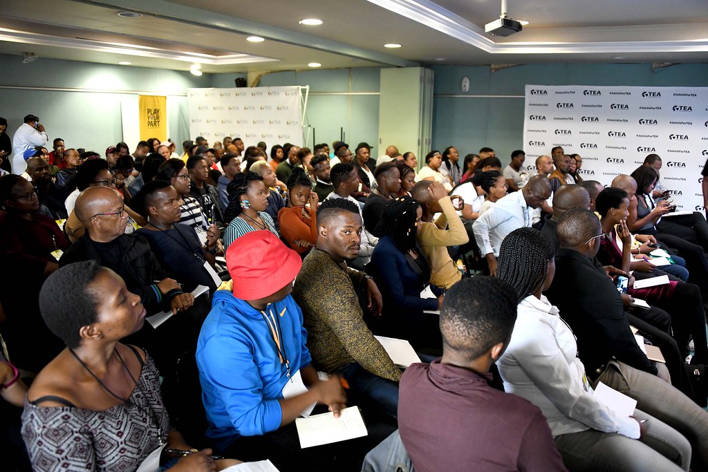 Youth Engagement Programs Ensure Intergenerational Knowledge Transfer (image credits: flickr)