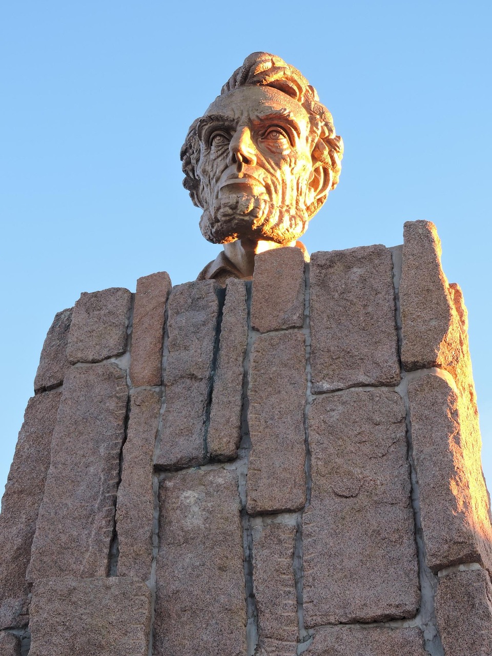 Abraham Lincoln: The Architect of Reconstruction's Foundation (image credits: pixabay)