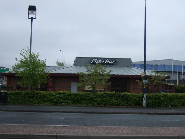 A Fading Skyline Legacy (Geograph Britain and Ireland, CC BY-SA 2.0)