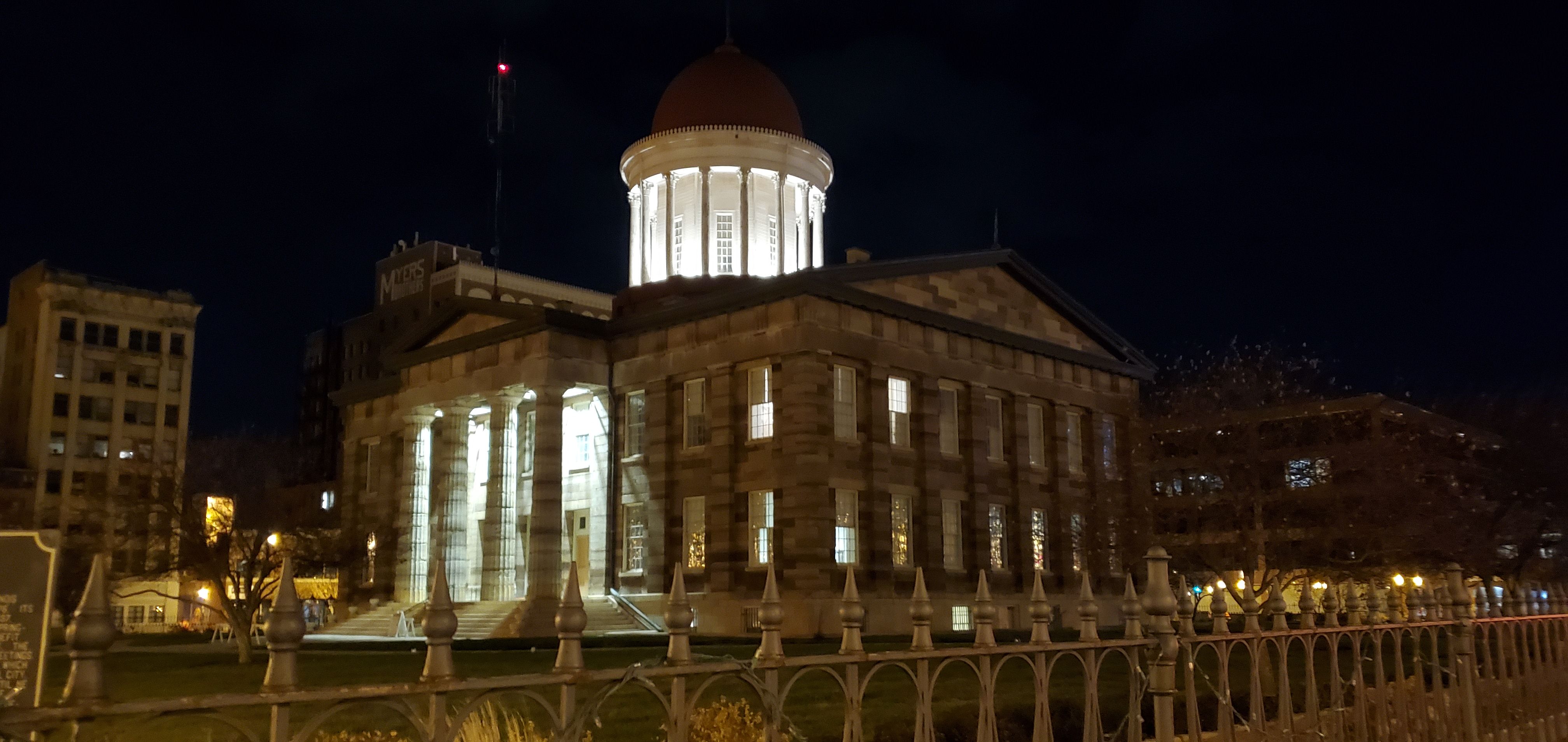 Old State Capitol's Ghostly Residents