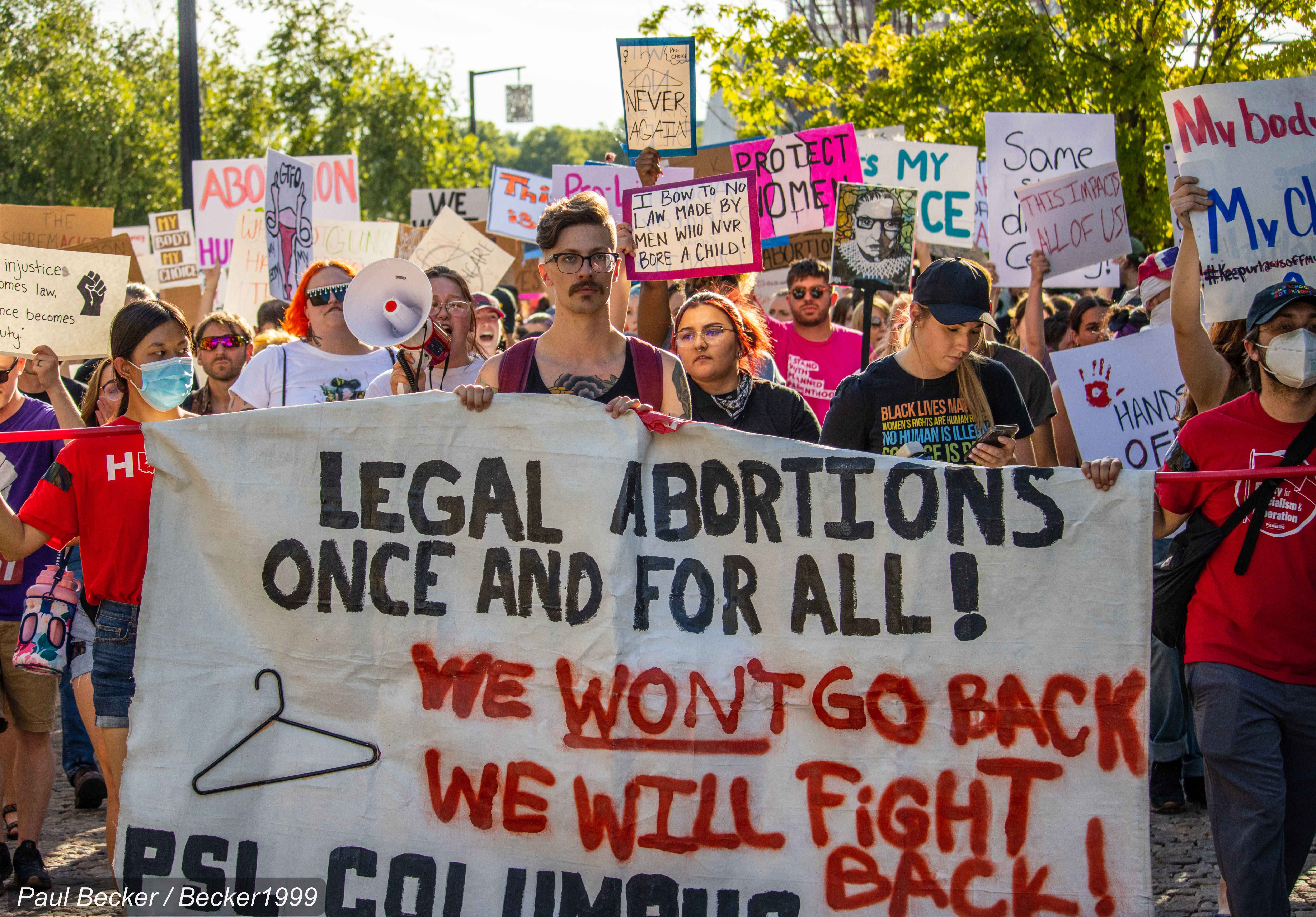 Supreme Court Rejects National Abortion Pill Restrictions (image credits: wikimedia)