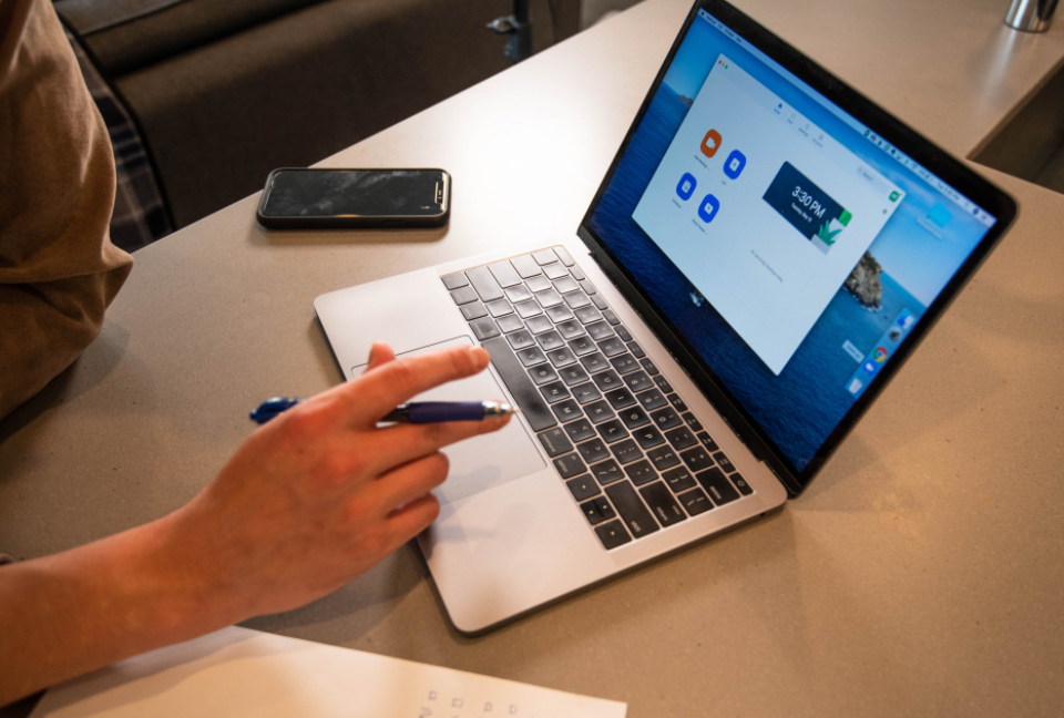 Technology Infrastructure Supporting Remote Success (image credits: stocksnap)