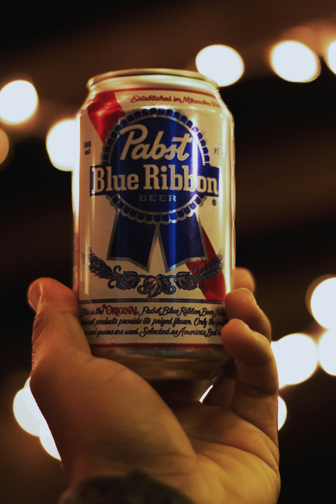 Red White & Blue: Patriotic Budget Beer (image credits: unsplash)