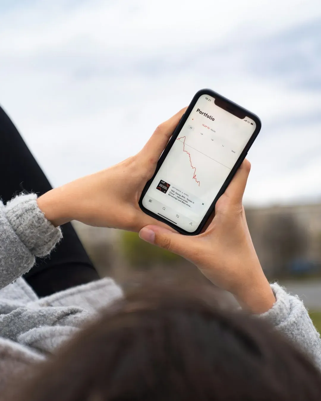 Red Flag #3: String of Business Losses That Look Like a Hobby (Image Credits: Unsplash)