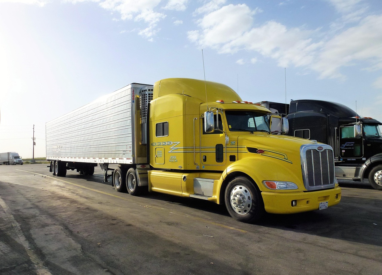 Heavy-Duty Vehicles Face Their Own Revolution (image credits: pixabay)