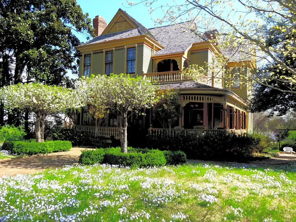 3. Mississippi: Rock-Bottom Costs with Trade-offs (Image Credits: Flickr)