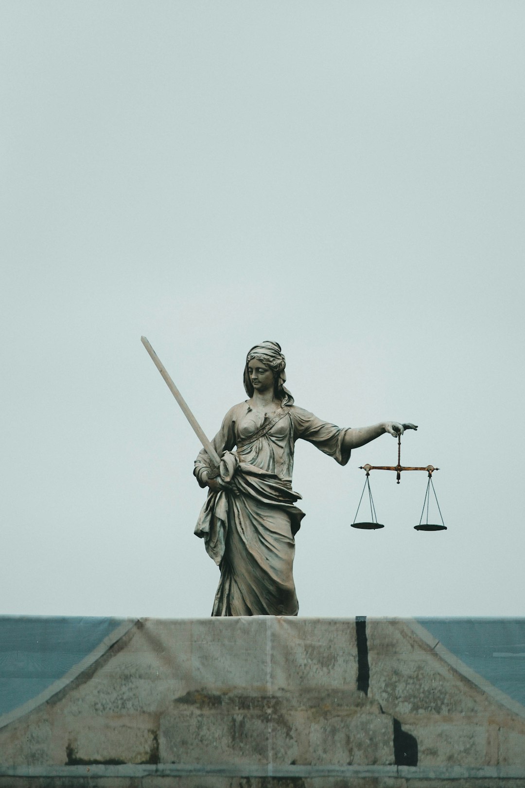 Criminal Justice Systems Create Unequal Punishments (image credits: unsplash)