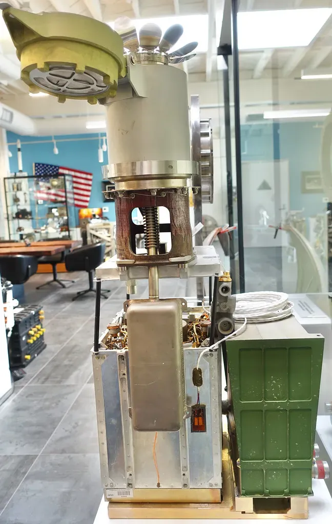 Chapter 1: Breathing on the Red Planet – The Oxygen Challenge (Image Credits: Flickr)