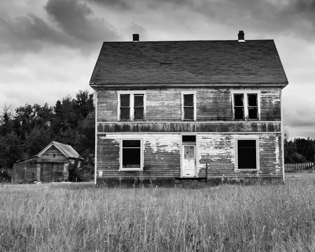 The Broader Wealth Transfer Picture Reveals Hidden Realities (Image Credits: Unsplash)
