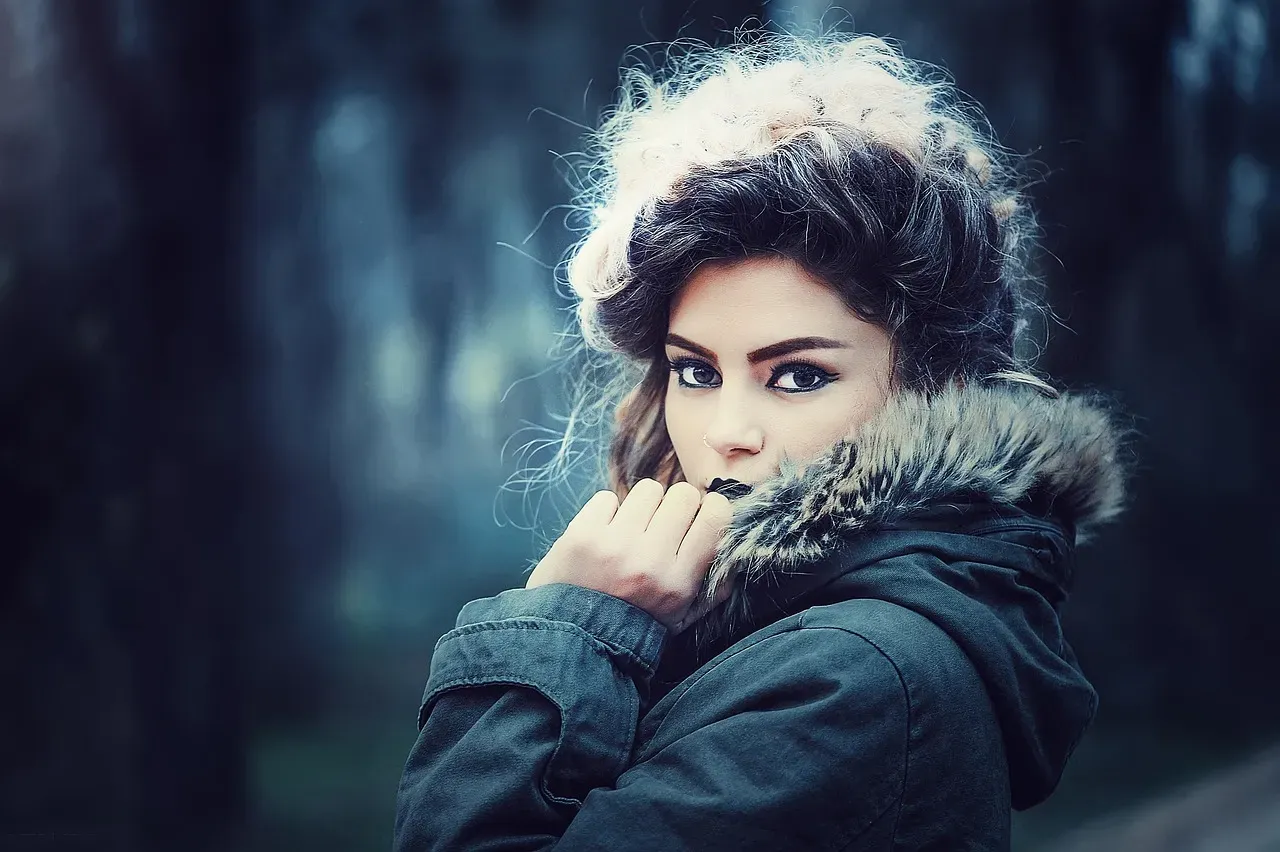 Outerwear That Stands the Seasons (Image Credits: Pixabay)