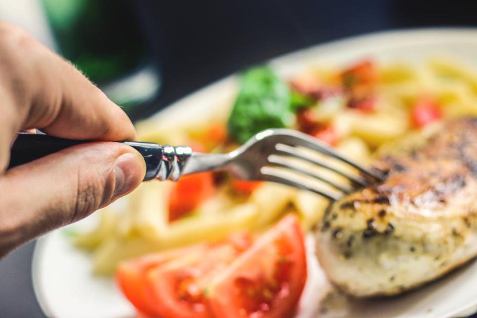Pan-Seared Chicken Thighs with Mushroom Pan Sauce (image credits: stocksnap)