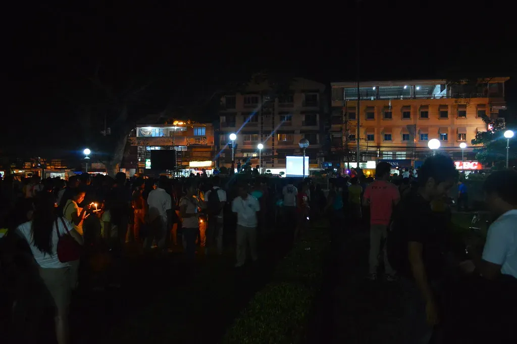 8. Scams Lurking in the Party Fog (K A J O, Flickr, CC BY 2.0)