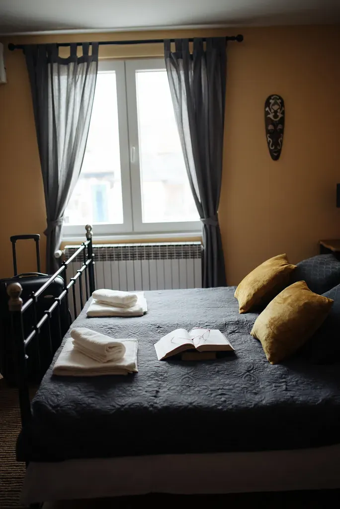 Moon Sign Comfort: Create a Sensory Sanctuary (Image Credits: Flickr)