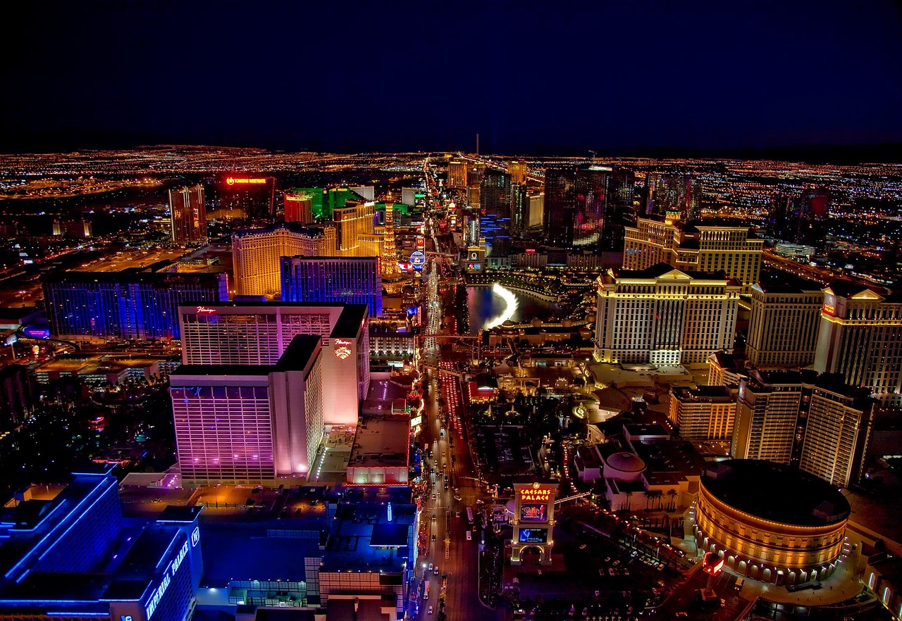 Entertainment Industry Transforms Las Vegas (image credits: pixabay)