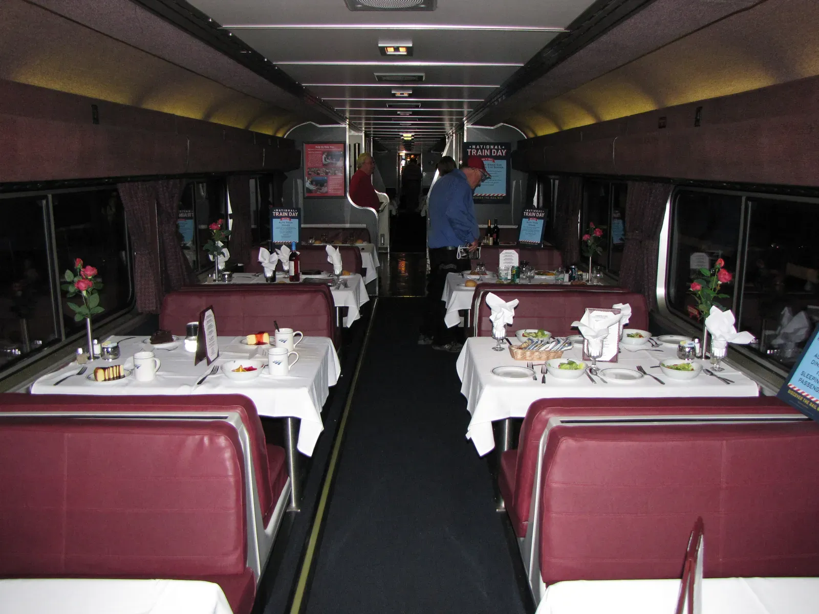 The Final Nail in the Coffin: The Dining Car Experience Was... Complicated (By Ben Schumin, CC BY-SA 3.0)