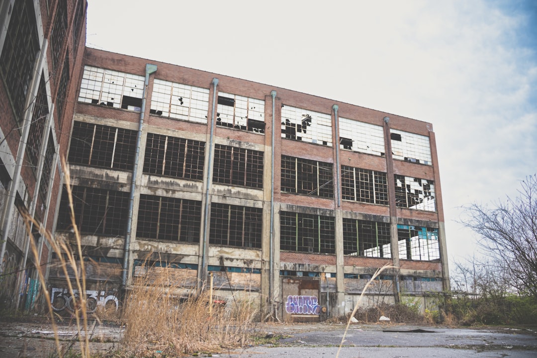 The Decline and Lessons of Motor City (image credits: unsplash)