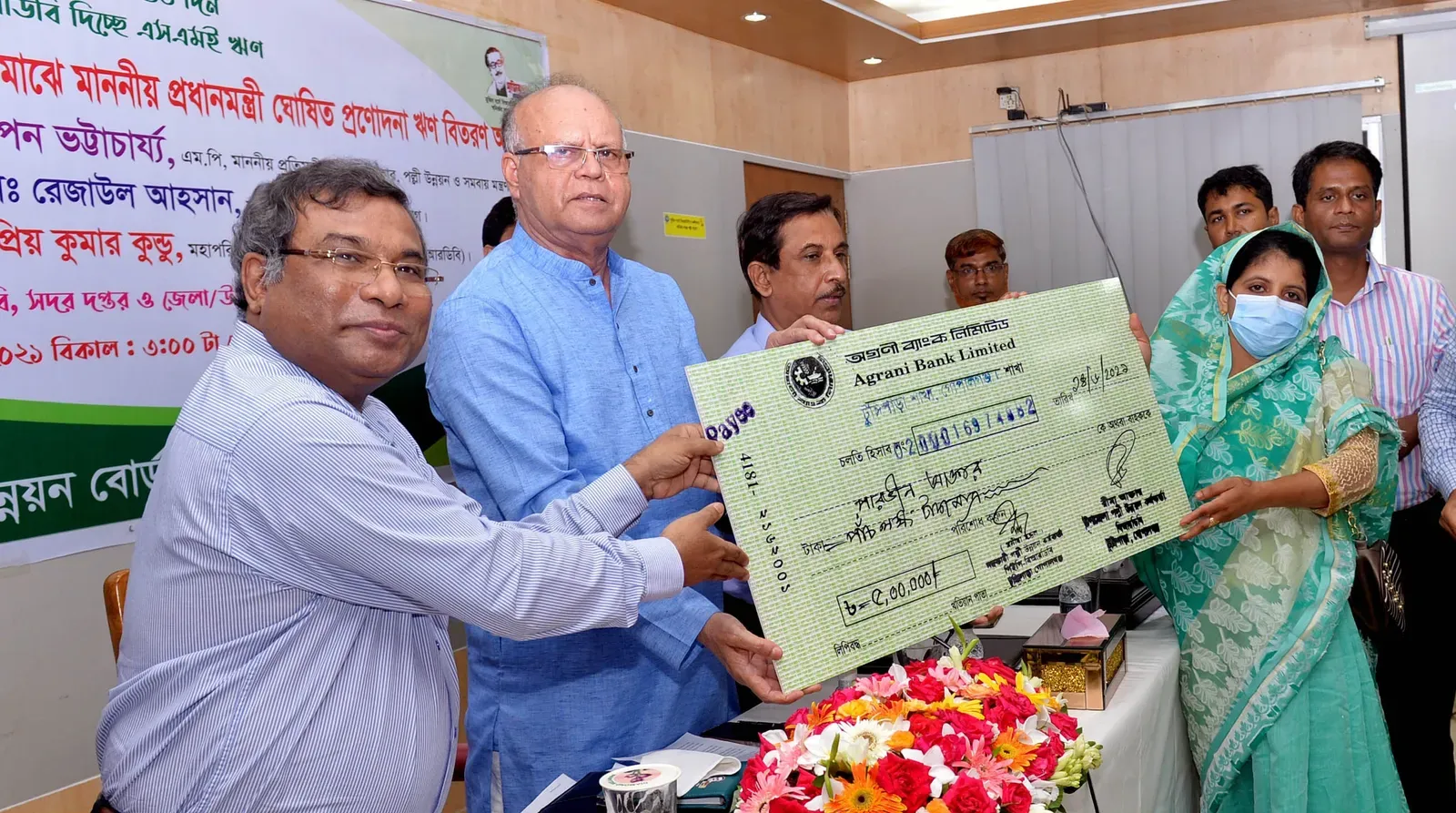 New Businesses Are Following the People (Image Credits: Wikimedia)