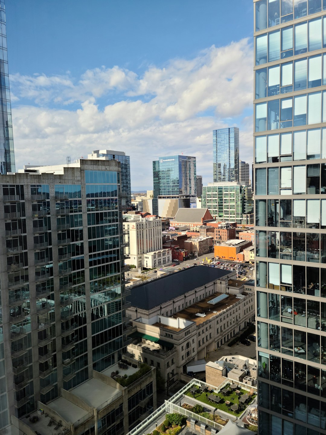 Nashville, Tennessee: Music City's Economic Harmony (image credits: unsplash)