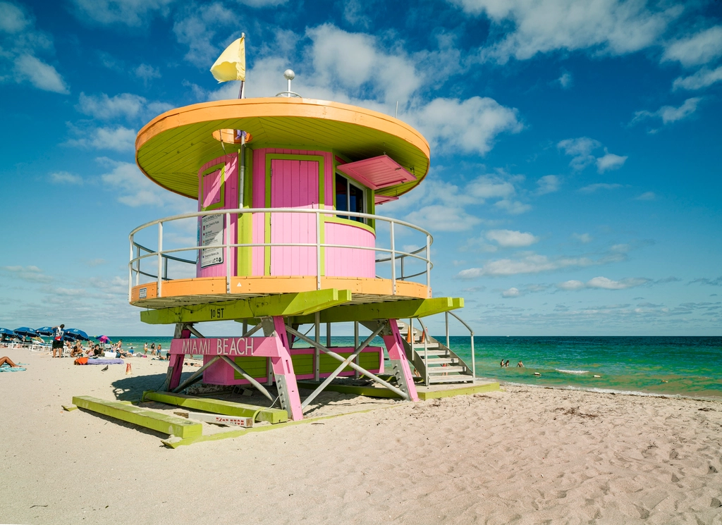 Florida – America's Playground and Retirement Haven (image credits: rawpixel)