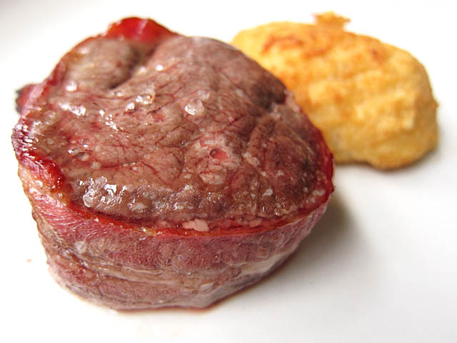 Filet Mignon - My Non-Negotiable Choice (image credits: wikimedia)