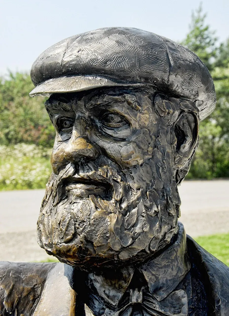 The Telephone Brought Voices Across Distances (Image Credits: Pixabay)