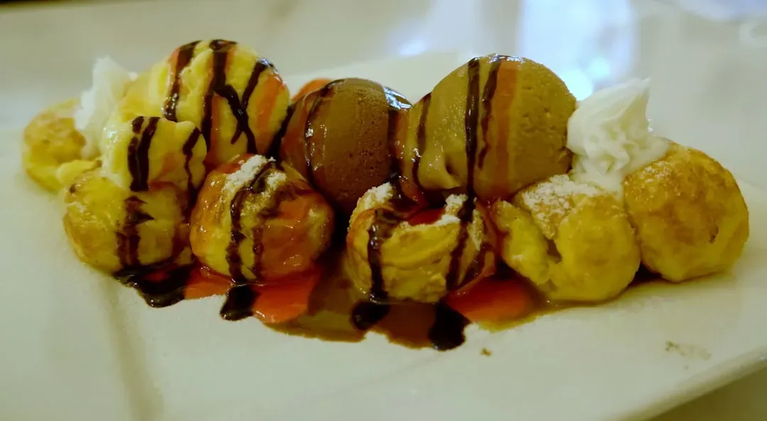 Step One: Forming the Ice Cream Balls (Image Credits: Unsplash)