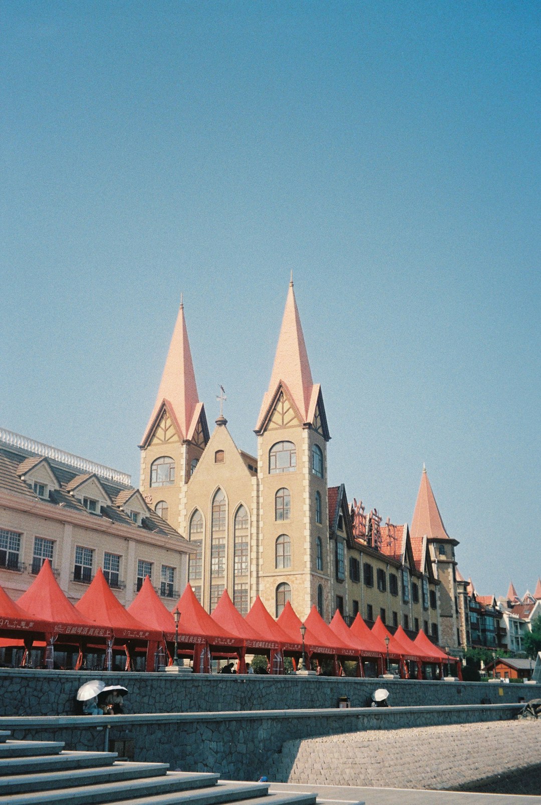 Georgetown's Victorian Charm Attracts Year-Round Tourism (image credits: unsplash)