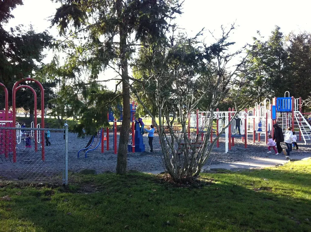 Conclusion: The World Didn't Shrink - You Grew (Doug Hay, Flickr, CC BY 2.0)