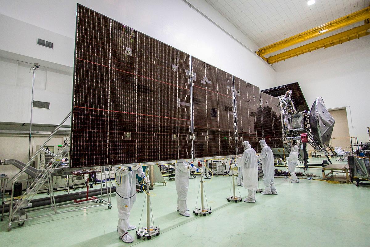 First Solar's Billion-Dollar Investment Changes Everything (image credits: rawpixel)