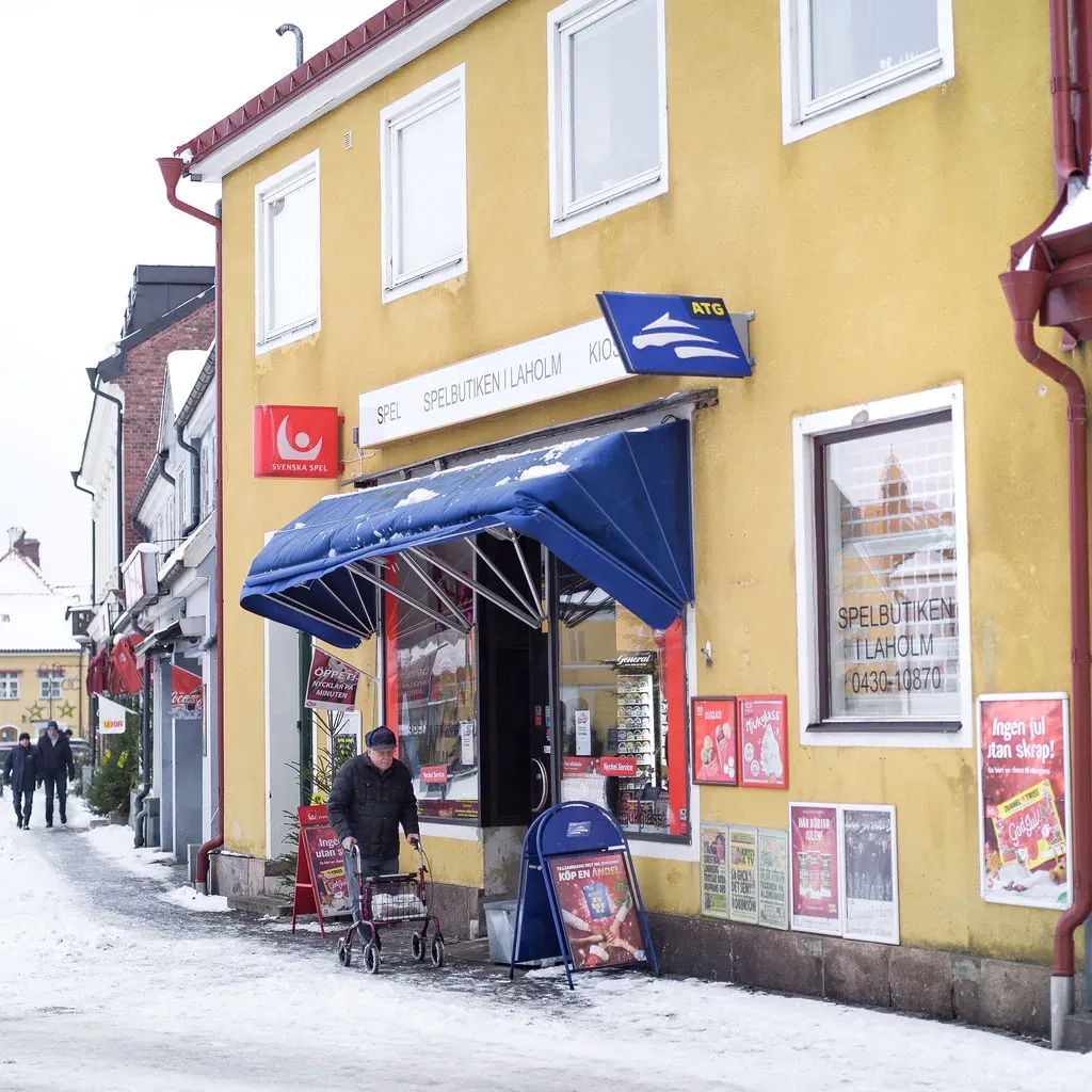 Digital Boosts Ticket Sizes (Kristoffer Trolle, Flickr, CC BY 2.0)