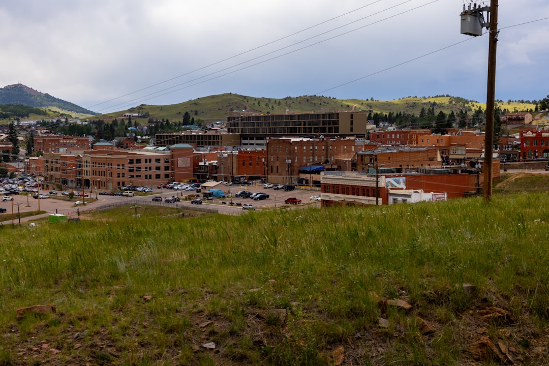 Cripple Creek's Gold Mining Legacy Drives Heritage Tourism (image credits: unsplash)