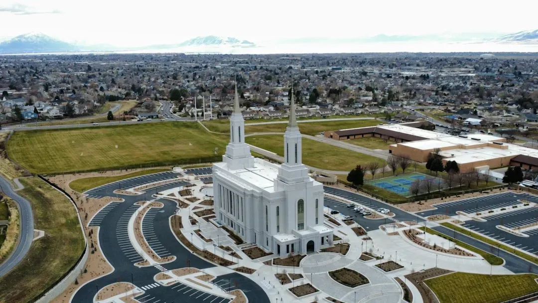 Utah: Faith, Family, and Civic Engagement (Image Credits: Unsplash)