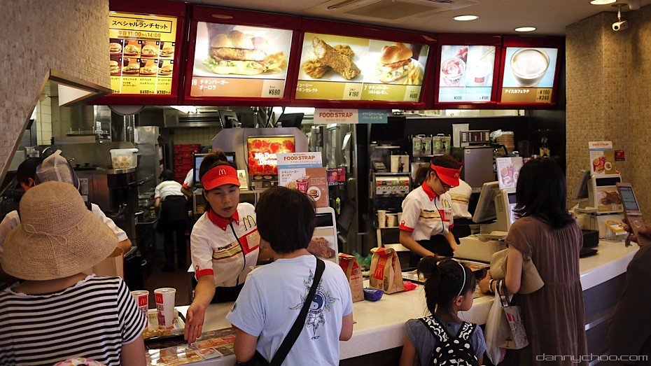 The Financial Gamble Behind the Golden Strategy (image credits: flickr)