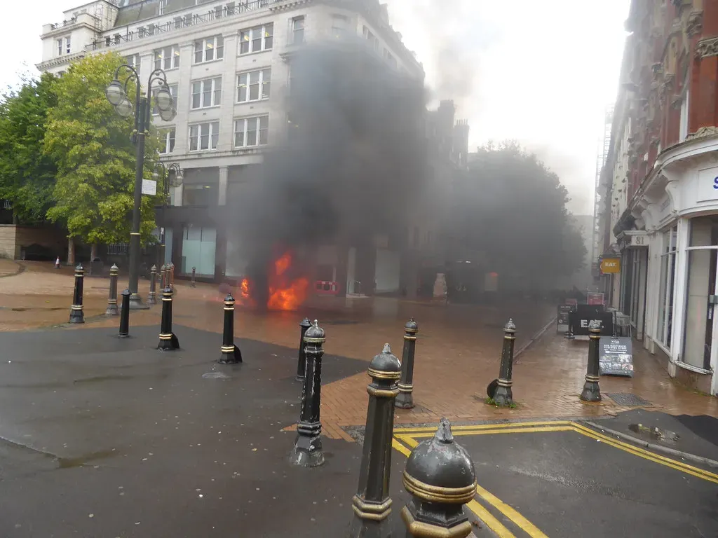 Electrical Fires Waiting to Happen (Metrogogo, Flickr, CC BY-SA 2.0)