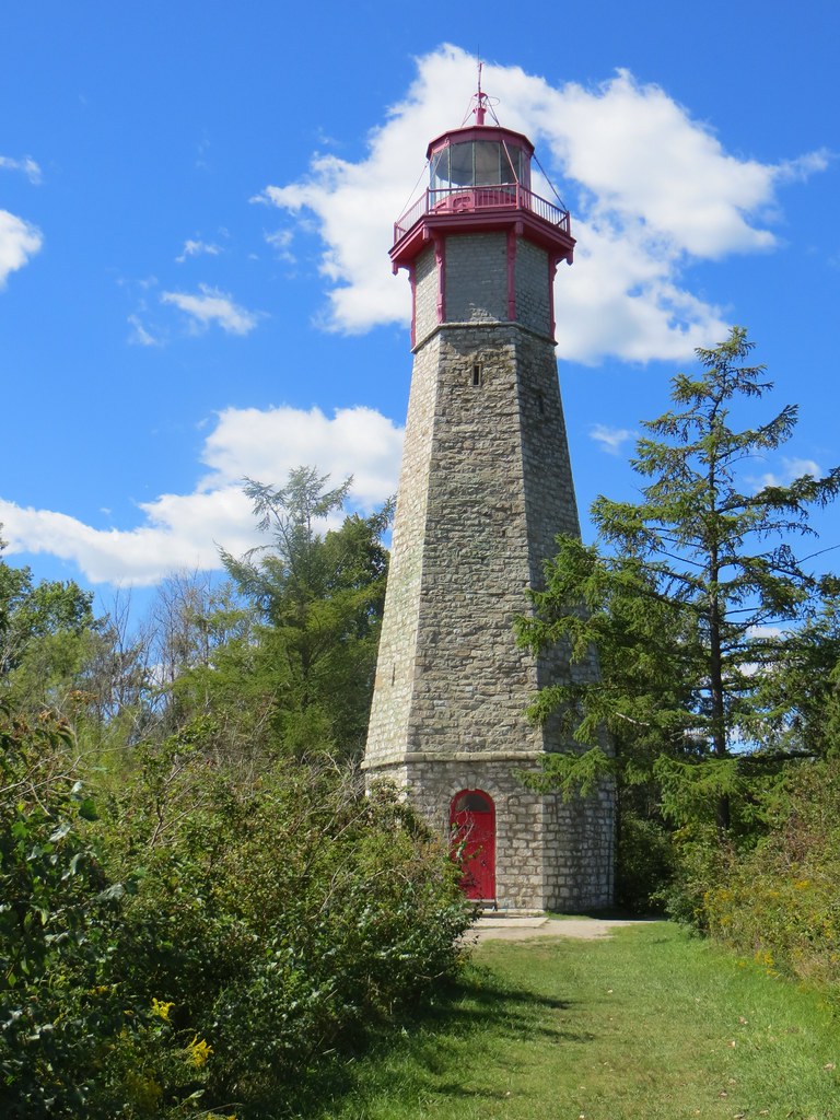 West Quoddy Head's Lonely Keeper (image credits: flickr)