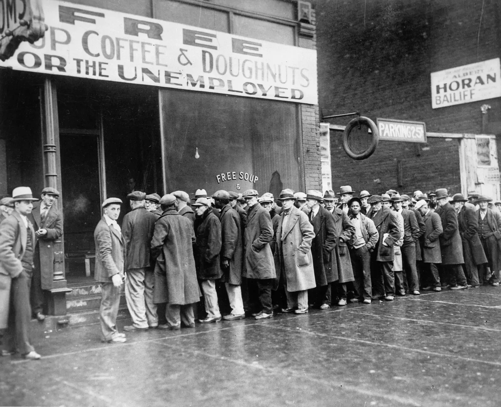 The Great Depression Sent Unemployment to Unprecedented Levels (Image Credits: Wikimedia)