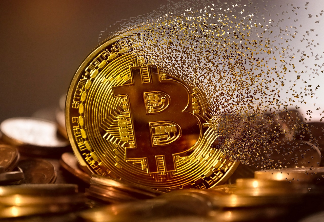 The DeFi Revolution - Cutting Out the Middleman (image credits: pixabay)
