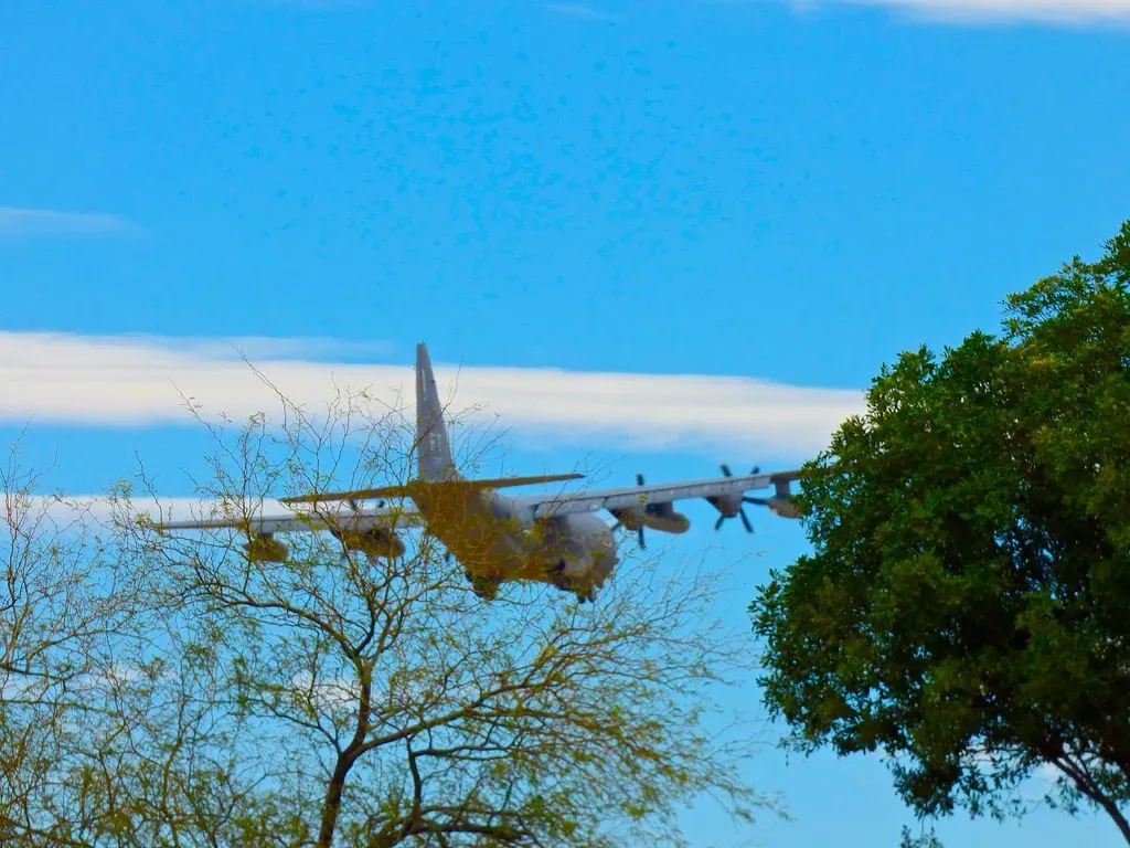 Conspiracy Theories vs. Reality (Chic Bee, Flickr, CC BY 2.0)