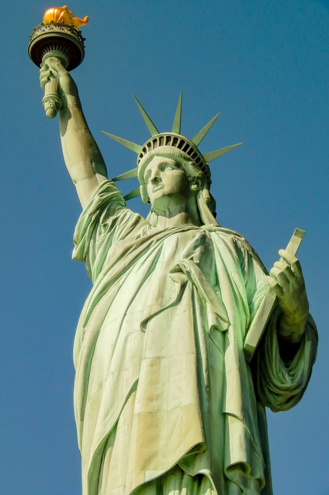 Leo: Statue of Liberty (Image Credits: Unsplash)