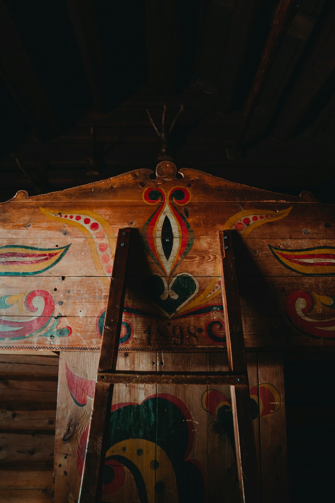 Hunt for Authentic Texas Artifacts (image credits: unsplash)