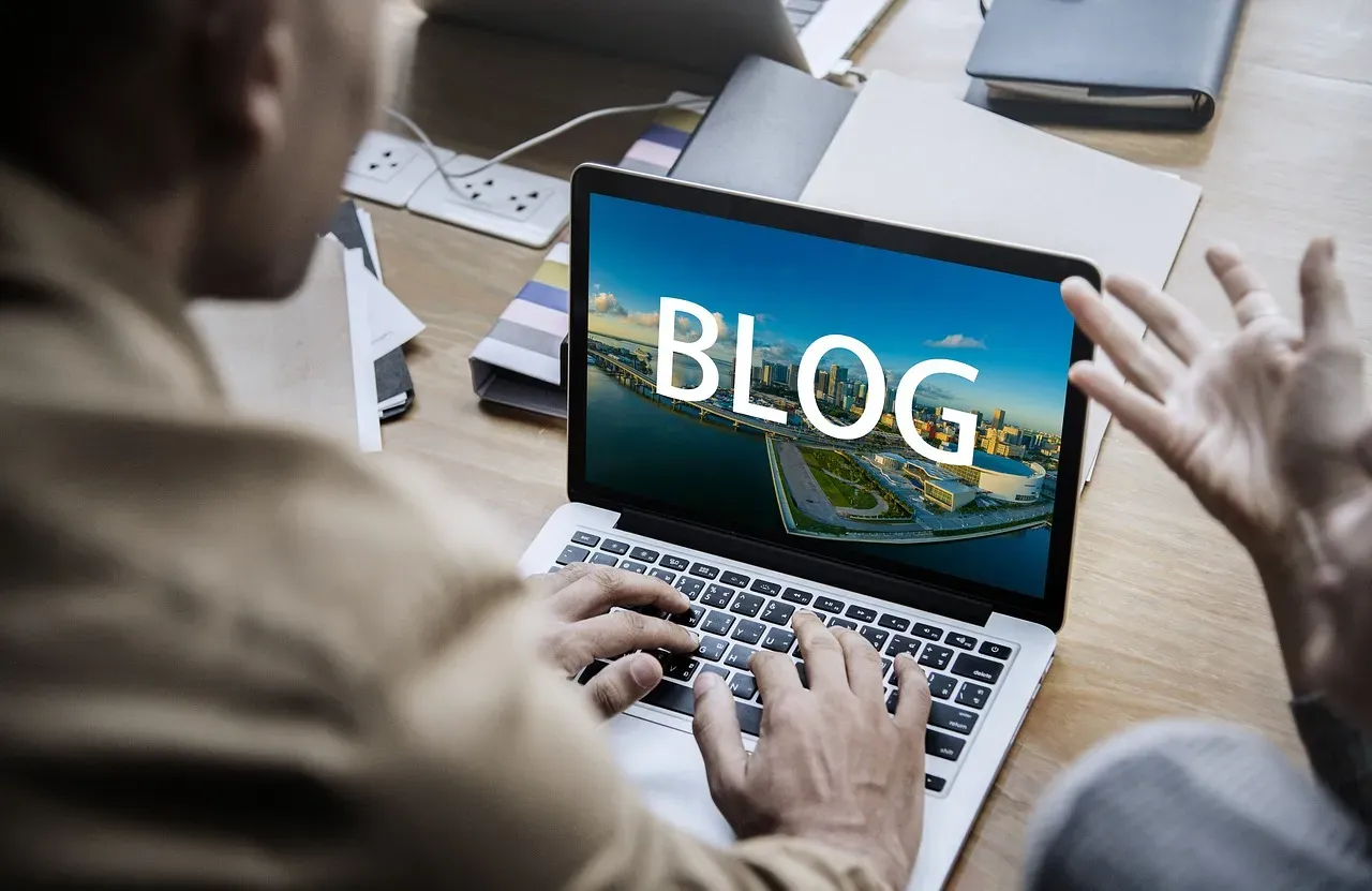Stories Shared in Online Communities (Image Credits: Pixabay)