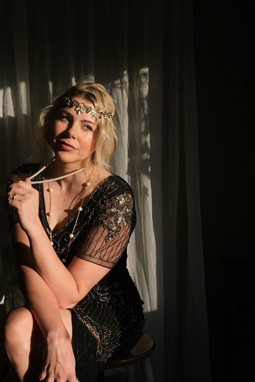 The Flapper Movement Redefines Women's Liberation (image credits: unsplash)