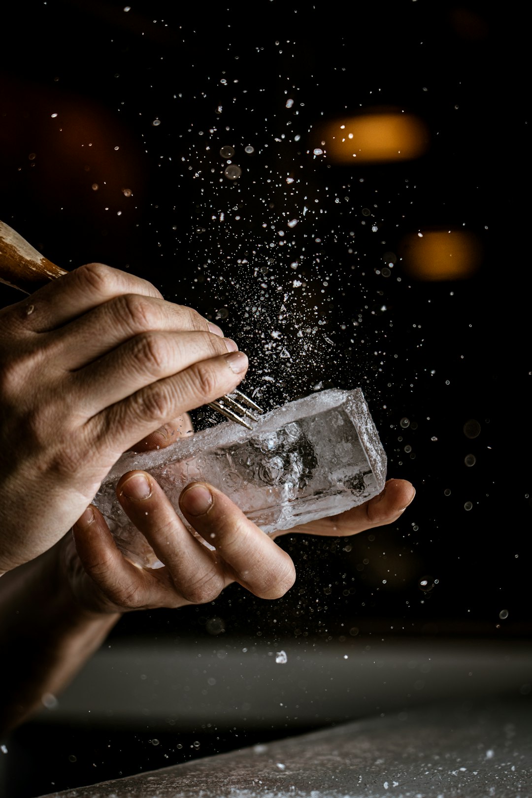 Layered Seasoning Creates Depth Most Home Cooks Never Achieve (image credits: unsplash)