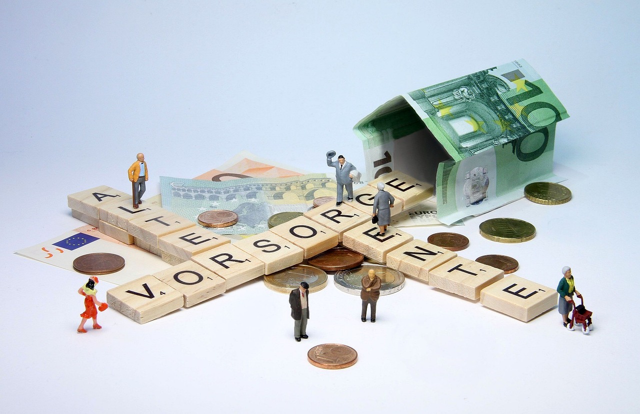 The End of the Three-Pillar Retirement System (image credits: pixabay)